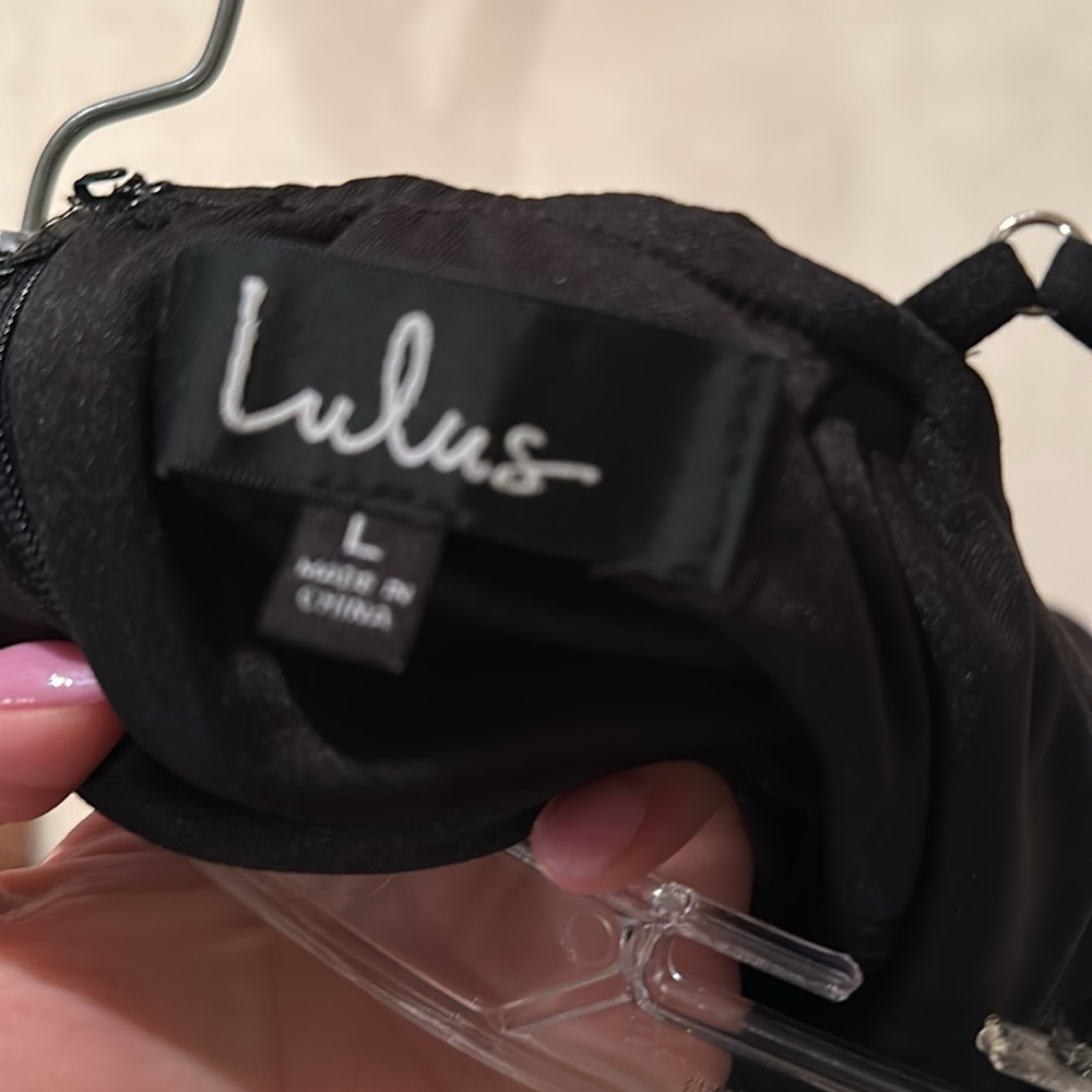 Lulus black ruffle wrap style dress Large - Picture 6 of 6